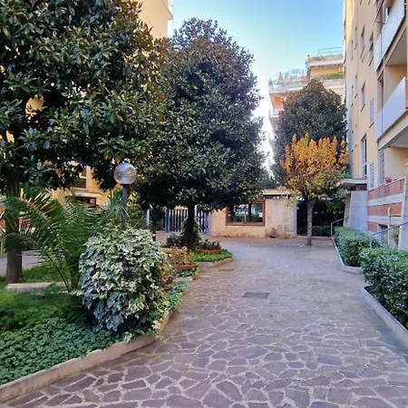 Oasi - Vaticano Gemelli Treno Clima Netflix Wi-fi Garden Parking Daire